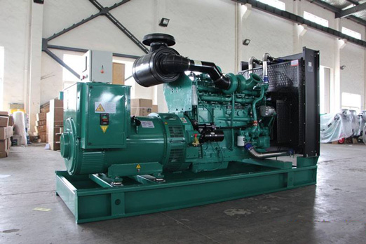 东湖320kw康明斯柴油发电车出租组图片 东湖320kw康明斯柴油发电车出租组图片